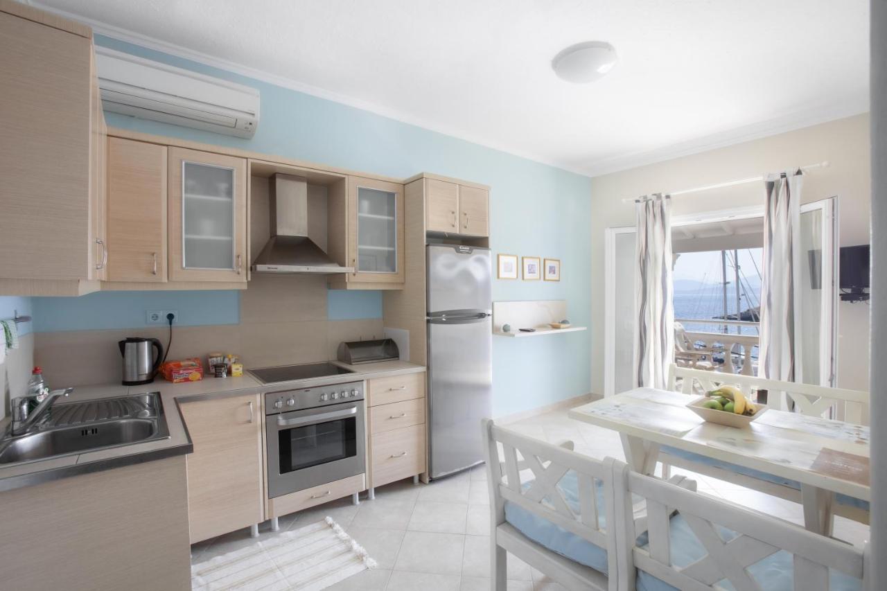 Kassiopi Seafront Elegant Apartments Exterior foto